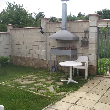 Otel Famili Barba Yani