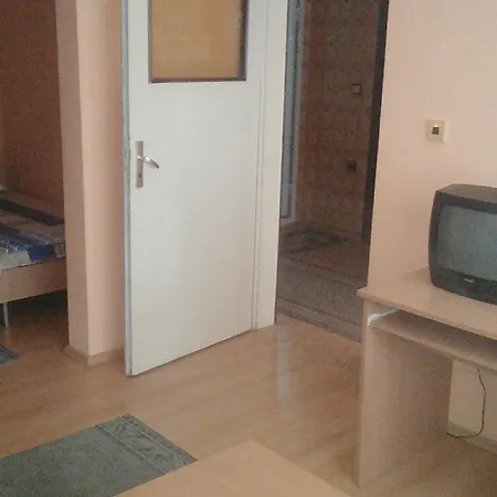 Otel Famili Barba Yani