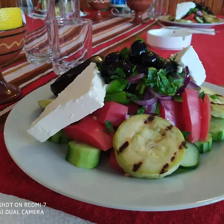 Hotel Famili Barba Yani