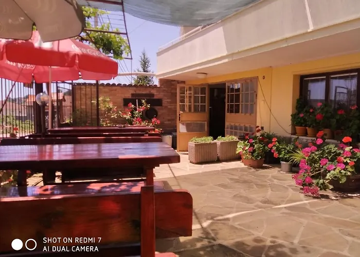 Famili Barba Yani Hotel