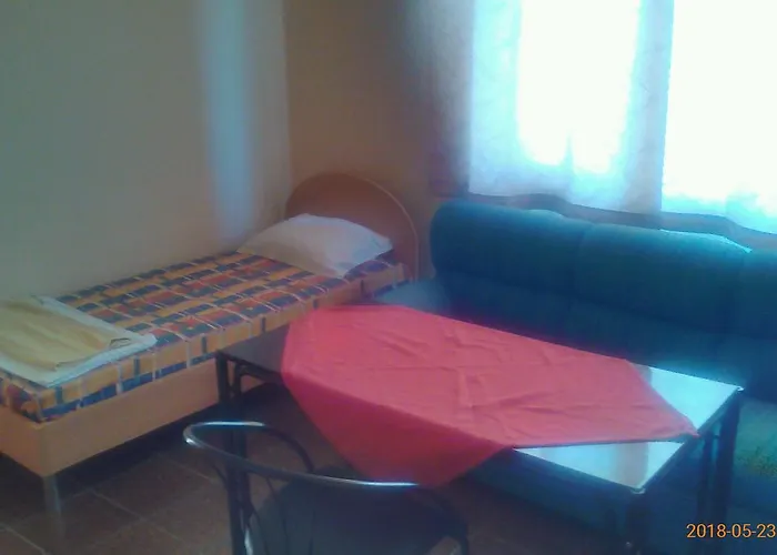 Hotel Famili Barba Yani *