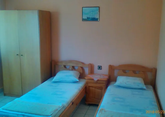 Famili Barba Yani * Golden Sands