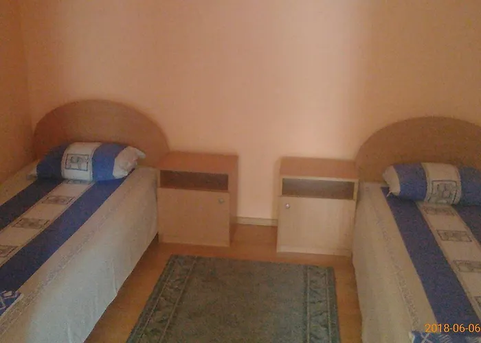 Famili Barba Yani Hotel